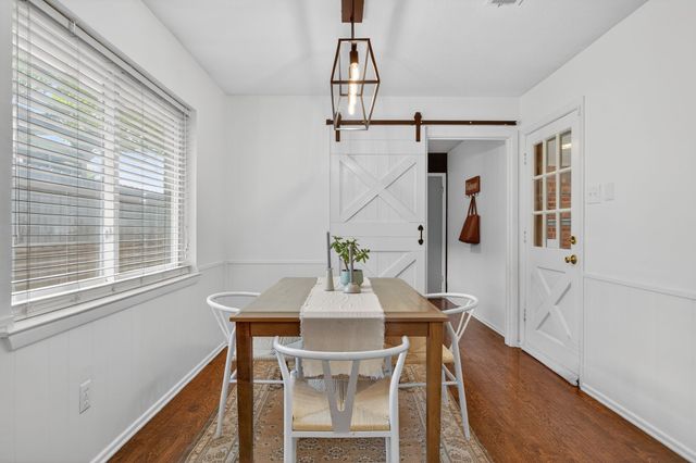 6304 Whitman Avenue, Fort Worth, TX 76133