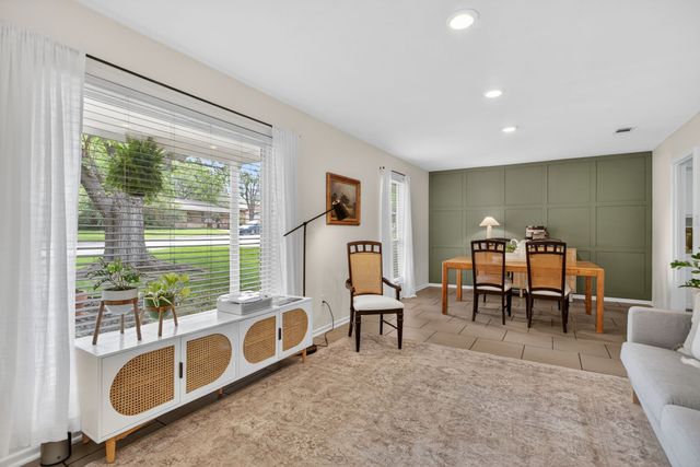 6304 Whitman Avenue, Fort Worth, TX 76133