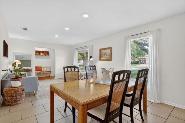 6304 Whitman Avenue, Fort Worth, TX 76133