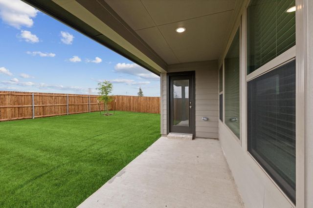 809 Tidal Drive, Princeton, TX 75071