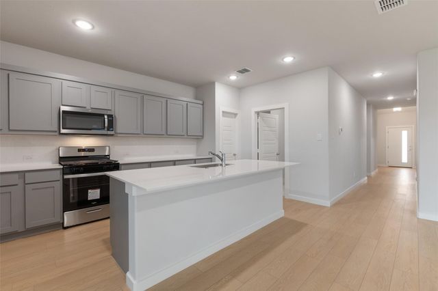809 Tidal Drive, Princeton, TX 75071