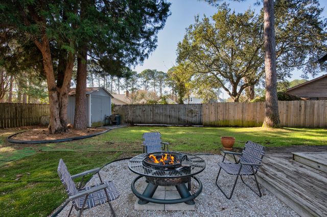 36 Tanglewood Circle, Fort Walton Beach, FL 32547