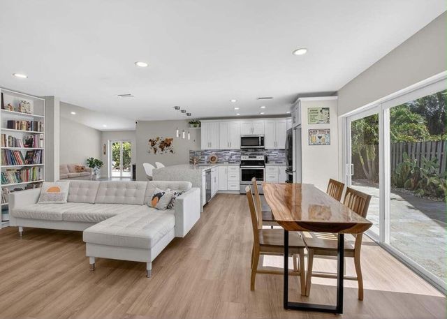 17634 LAKE PARK Road, Boca Raton, FL 33487