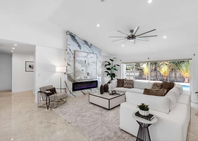17634 LAKE PARK Road, Boca Raton, FL 33487