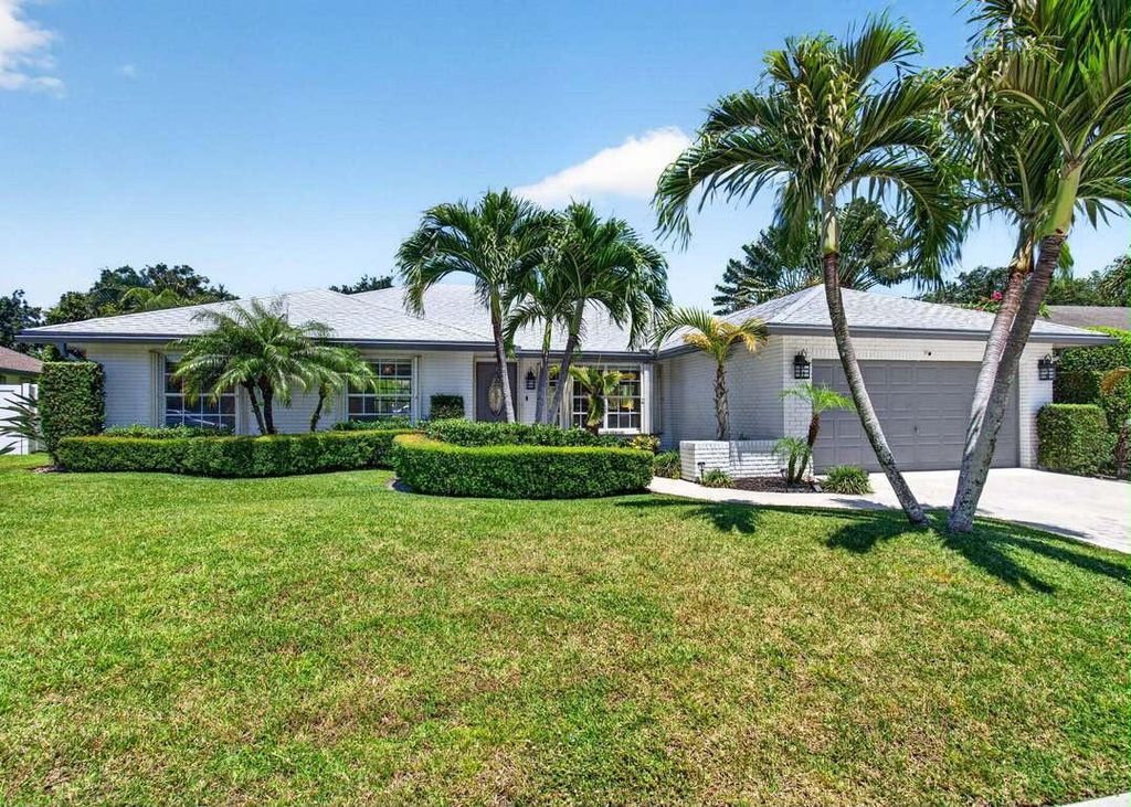 17634 LAKE PARK Road, Boca Raton, FL 33487