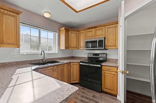 648 E 1280 N, Logan, UT 84341