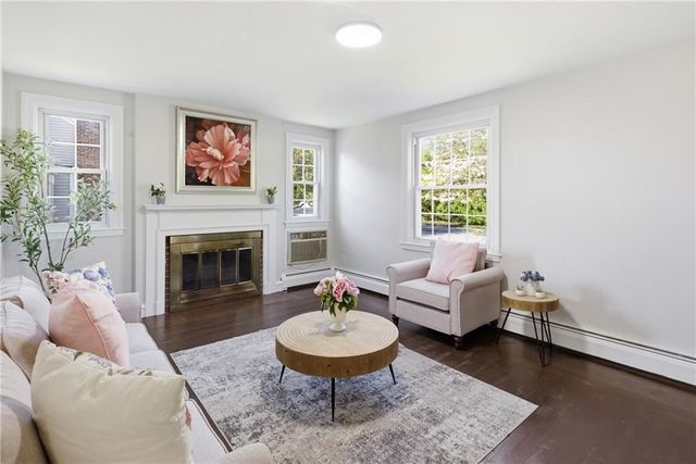61 Rose Hill Drive, Cranston, RI 02920