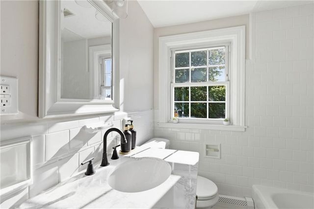61 Rose Hill Drive, Cranston, RI 02920