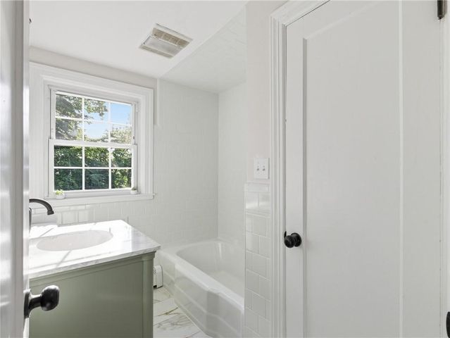61 Rose Hill Drive, Cranston, RI 02920