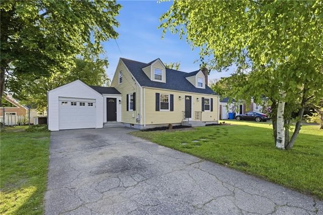 61 Rose Hill Drive, Cranston, RI 02920