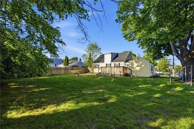 61 Rose Hill Drive, Cranston, RI 02920