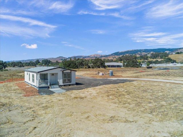 2055 Rucker Avenue, Gilroy, CA 95020