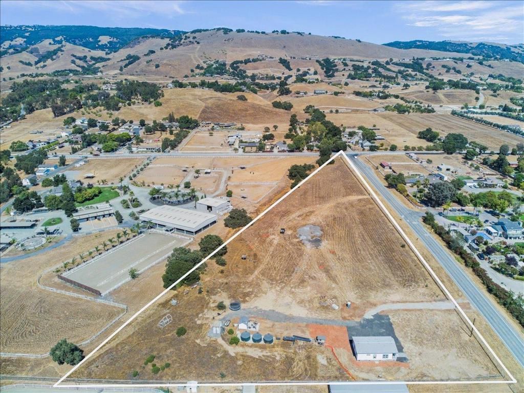 2055 Rucker Avenue, Gilroy, CA 95020