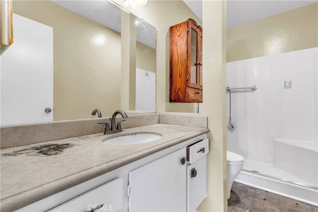 Image 15 of property listing at 6348 Swallow, Ventura, CA 93003