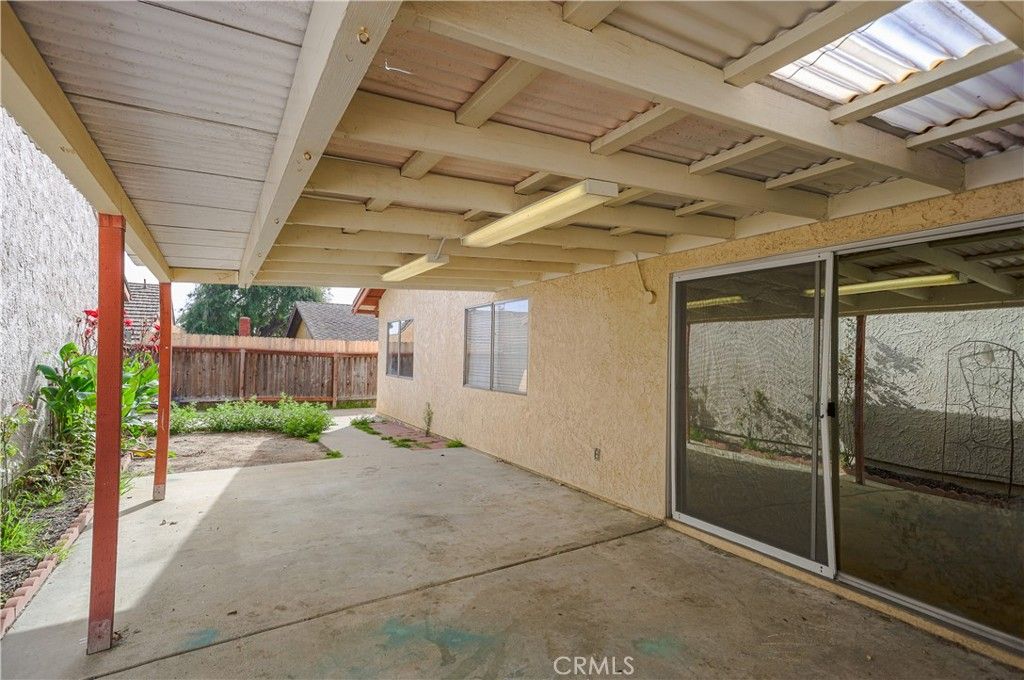 Image 16 of property listing at 6348 Swallow, Ventura, CA 93003