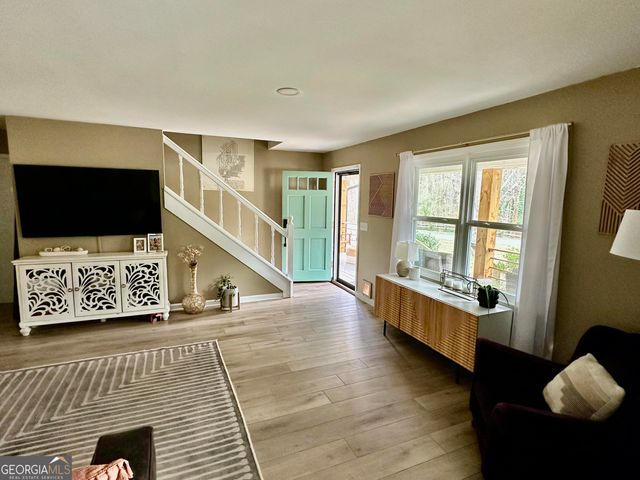 2015 Commonwealth, Cumming, GA 30041