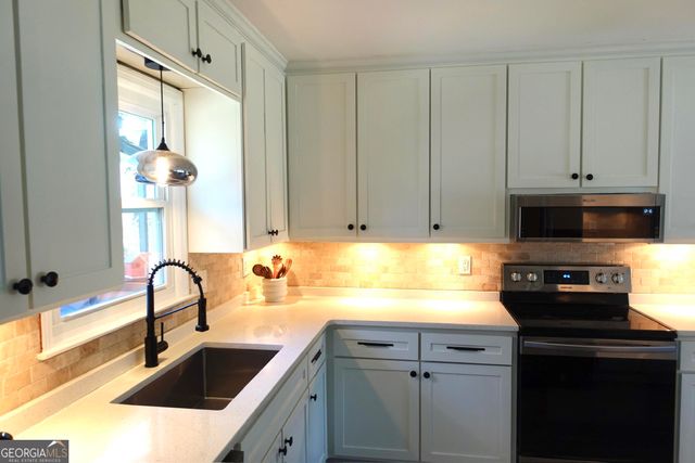 2015 Commonwealth, Cumming, GA 30041