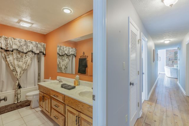197 Lynn Trail, Lafayette, GA 30728