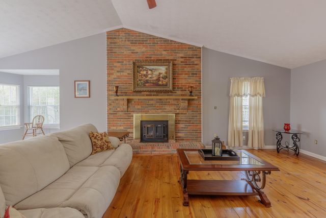 197 Lynn Trail, Lafayette, GA 30728