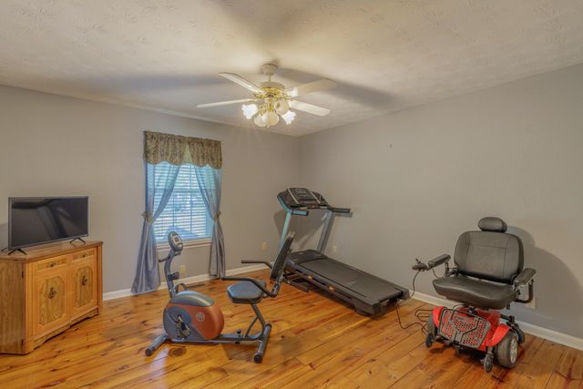 197 Lynn Trail, Lafayette, GA 30728