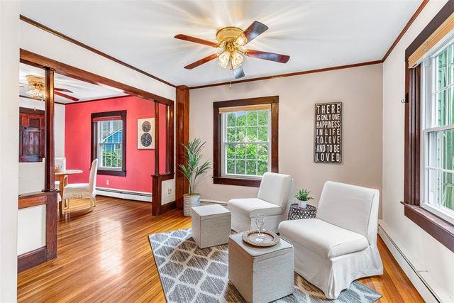 4 Garfield Avenue, Bristol, RI 02809