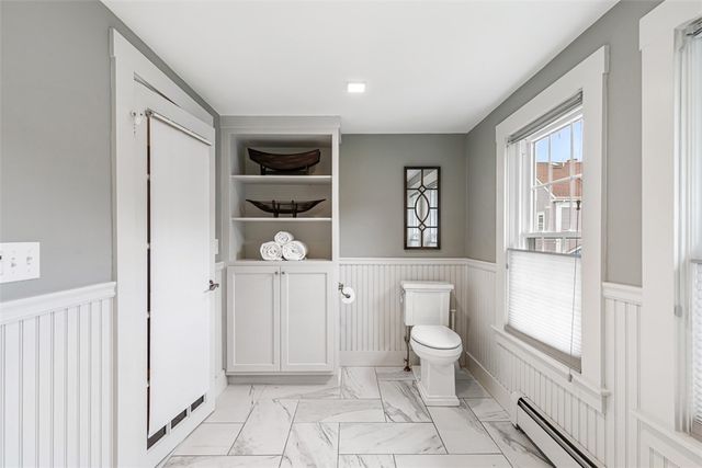 4 Garfield Avenue, Bristol, RI 02809