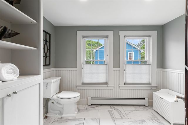 4 Garfield Avenue, Bristol, RI 02809