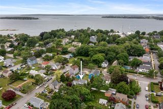 4 Garfield Avenue, Bristol, RI 02809