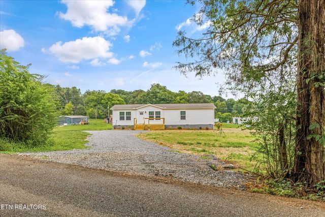 348 Greenbriar Rd, Sweetwater, TN 37874