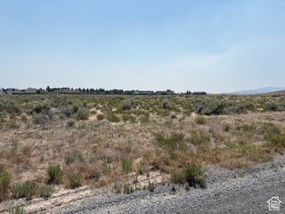 100 W COPPER RD, Milford, UT 84751