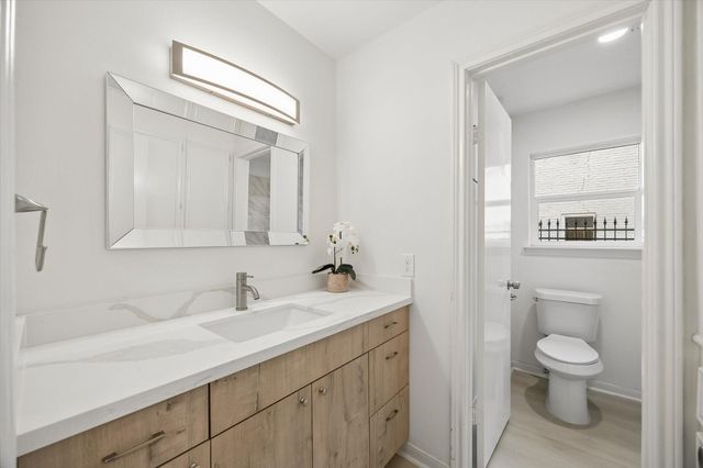 7802 Gulfton Street, Houston, TX 77036