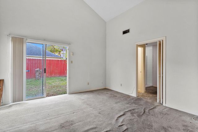 8239 Twin Tree Lane, Houston, TX 77071