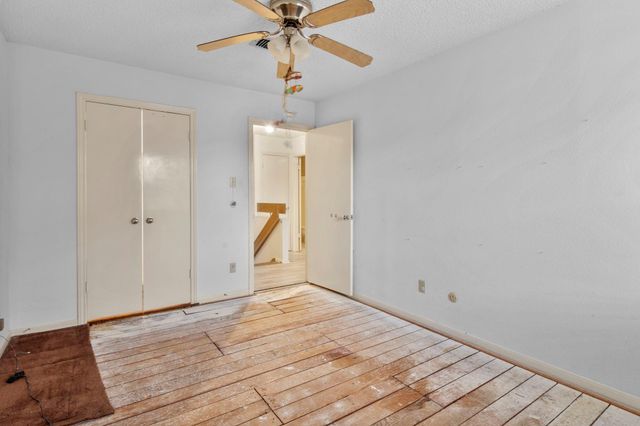 8239 Twin Tree Lane, Houston, TX 77071