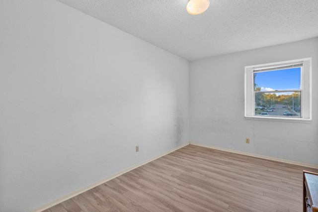 8239 Twin Tree Lane, Houston, TX 77071