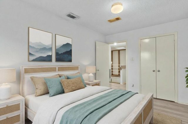 8239 Twin Tree Lane, Houston, TX 77071