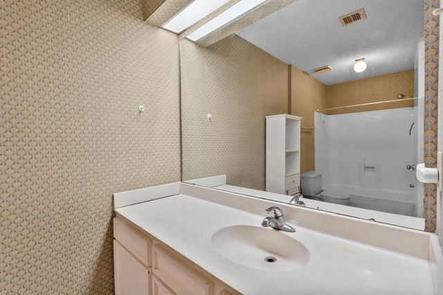 8239 Twin Tree Lane, Houston, TX 77071