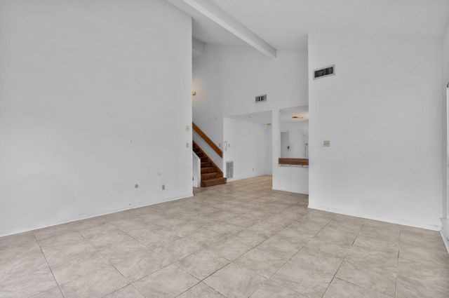 8239 Twin Tree Lane, Houston, TX 77071