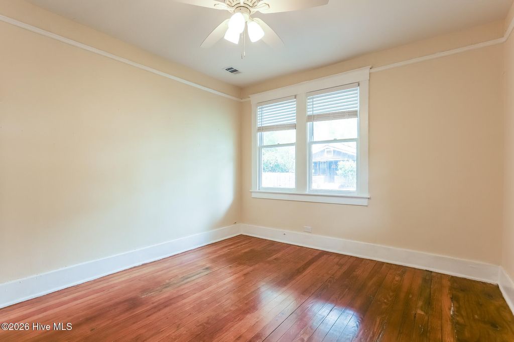 Image 18 of property listing at 1231 E 42nd Street, Savannah, GA 31404