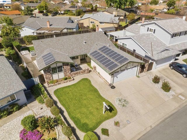 3325 Hudson Pl, Fremont, CA 94536