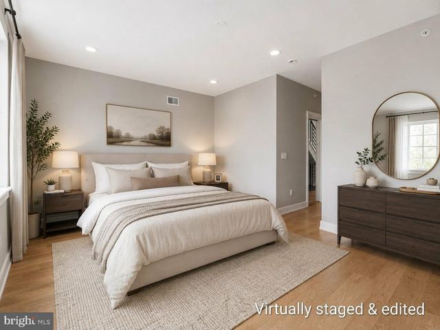1433 N ORKNEY ST, Philadelphia, PA 19122