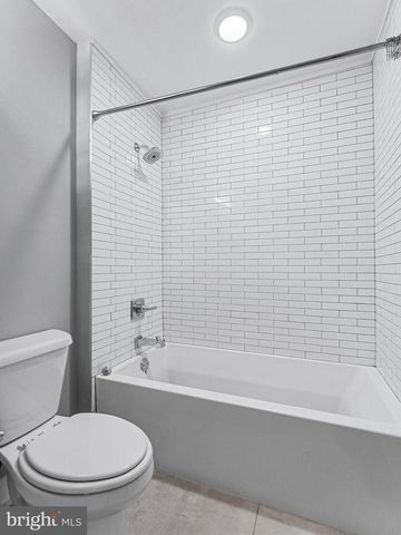 1433 N ORKNEY ST, Philadelphia, PA 19122