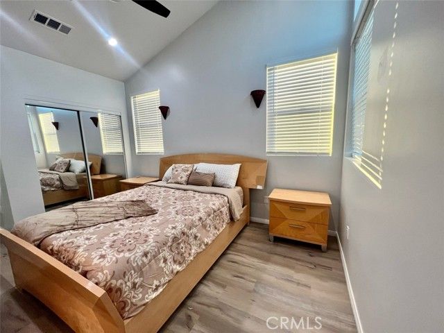 1013 E La Palma, Inglewood, CA 90301