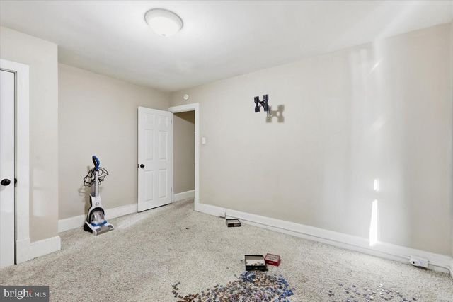 1815 HOLLY ST, Harrisburg, PA 17104