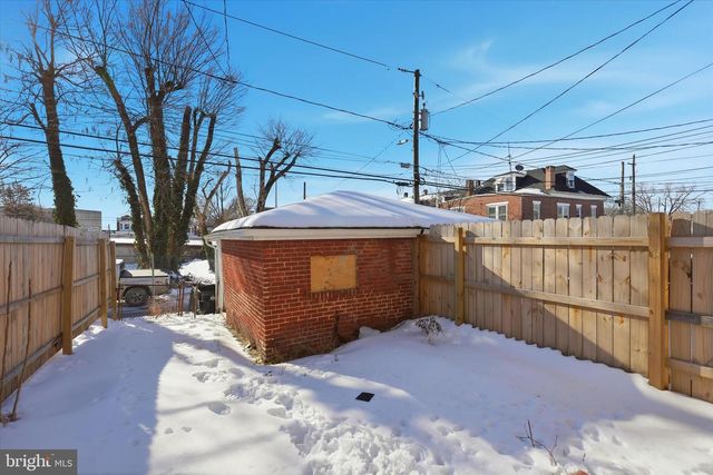 1815 HOLLY ST, Harrisburg, PA 17104