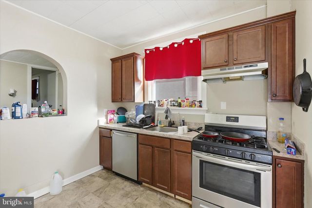 1815 HOLLY ST, Harrisburg, PA 17104