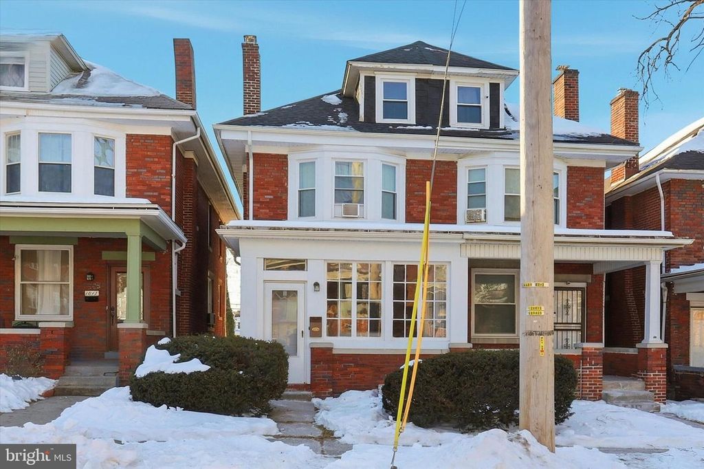 1815 HOLLY ST, Harrisburg, PA 17104