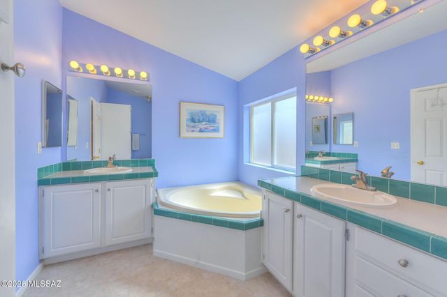 5250 E Anita Drive, Hereford, AZ 85615