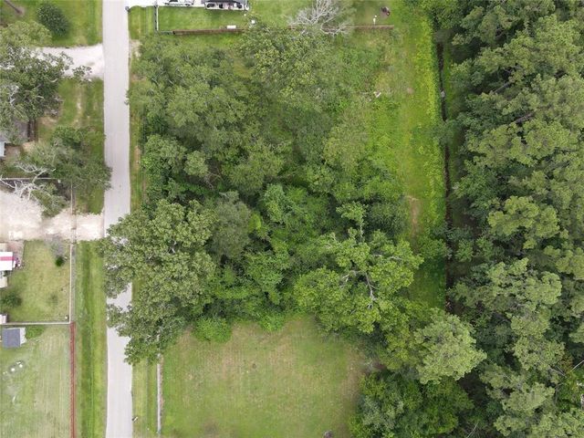 215 Little Doe Drive, Crosby, TX 77532