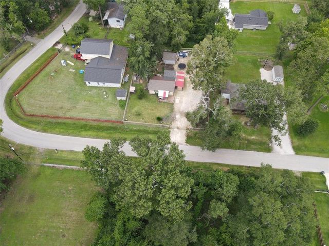 215 Little Doe Drive, Crosby, TX 77532