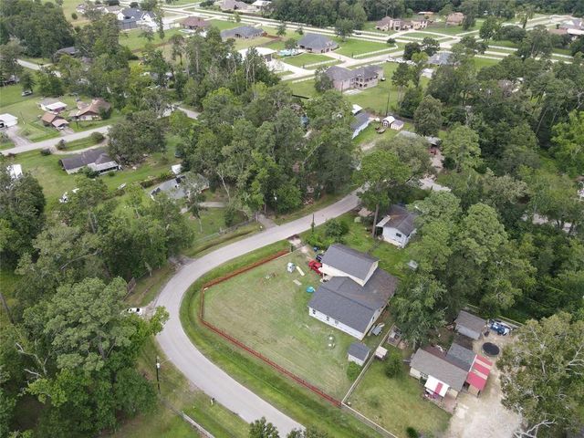 215 Little Doe Drive, Crosby, TX 77532